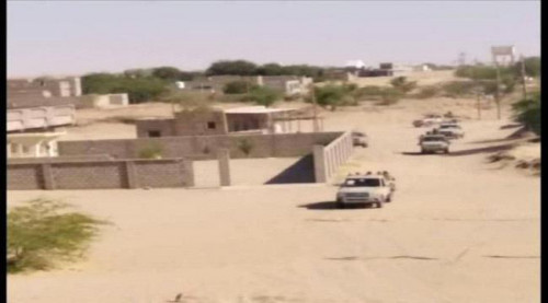 قوات العمالقة الجنوبية تطوق الحوثي في حريب من 3 محاور