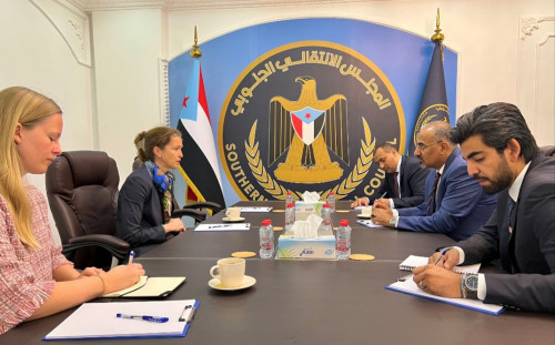 الرئيس الزُبيدي يستقبل مبعوثة مملكة النرويج ويندد بإرهاب واعتداءات الميليشيات الحوثية