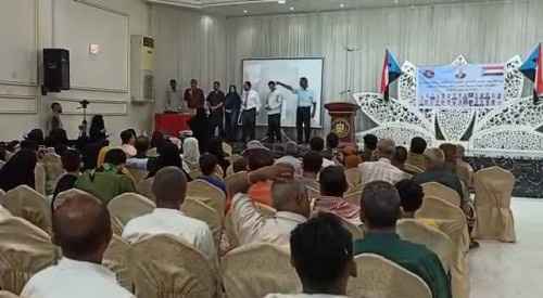 برعاية الرئيس الزُبيدي.. انتقالي المنصورة يقيم حفلا تكريميا لأبناء الشهداء بالمديرية