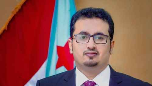 في تعليقه على استهداف الحوثيين لمعسكر العلم في شبوة.. العولقي: القادم لن يكون سارا للحوثي وإخوانه