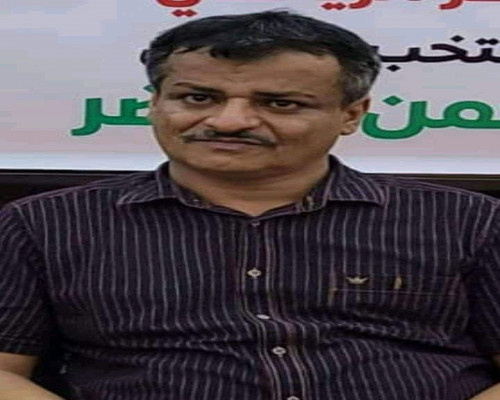 المحافظ لملس يُعزّي بوفاة مدير عام مديرية دار سعد "رائد بن ضباب الطوسلي"