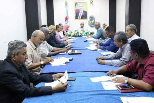 تنفيذية انتقالي العاصمة عدن تقف أمام الملف الأمني وأزمة الغاز المنزلي بعموم المديريات