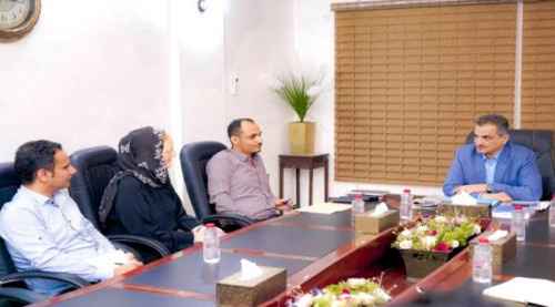 محافظ عدن يؤكد حرص السلطة المحلية على التنسيق والتعاون مع منظمة أطباء بلا حدود الهولندية ويدين اختطاف موظفيها