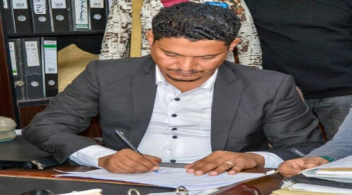 مدير عام البريقة يُصدر عددًا من قرارات التكليف ببعض المكاتب التنفيذية