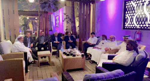 فريق الحوار الجنوبي يلتقي وفدا من أبناء محافظتي المهرة وسقطرى
