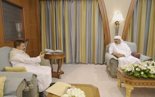 الرئيس الزُبيدي: محافظو المحافظات غير المحررة مطالبون بتحمل مسؤولياتهم في التصدي للمليشيات الحوثية