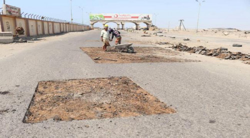 بدء عملية صيانة الحفريات من خط العلم دوفس في أبين