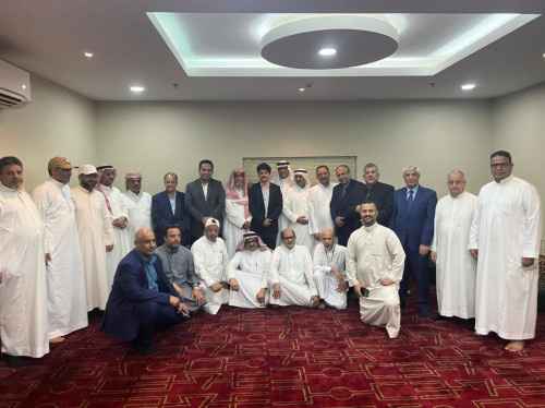 فريق الحوار الجنوبي الخارجي يلتقي عددا من رجال الأعمال الجنوبيين في جدة