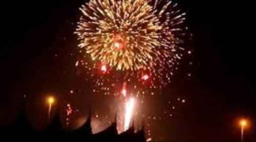 العاصمة عدن تشهد إطلاق الألعاب النارية احتفاءً بالذكرى الـسابعة التحرير&nbsp;