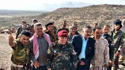 رئيس تنفيذية انتقالي الضالع يؤدي واجب العزاء لأسرتي الشهيدين القائدين الشوبجي والضامئ