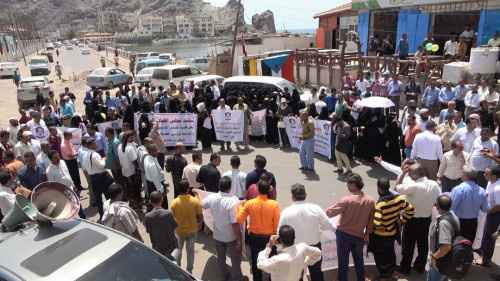 د٠يحيى الشعيبي مدير مكتب رئيس مجلس القيادة يستقبل لجنة النقابة والمعينين أكاديميا