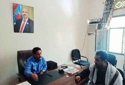 الشقي يناقش مع مدير عام خنفر عددا من القضايا الخدمية