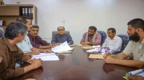 لجنة المناقصات تفتح مظاريف المتقدمين لتنفيذ المشاريع الخدمية المعلن عنها في دار سعد