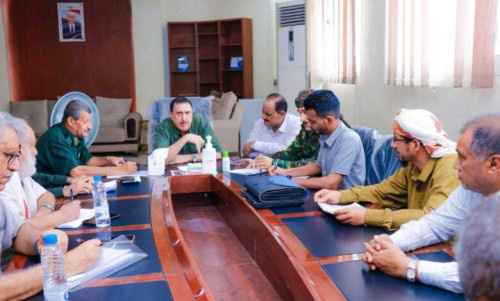 مدير أمن العاصمة عدن يدعو الجميع للعمل من أجل مكافحة المخدرات