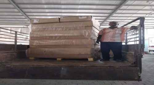 رفد عدد من المرافق الصحية بالعاصمة عدن بالأدوية والمستلزمات الطبية