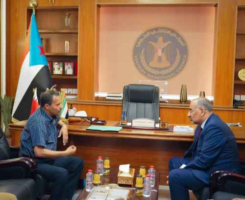 الرئيس الزُبيدي يطّلع على مستجدات الوضع الأمني في محافظة أبين