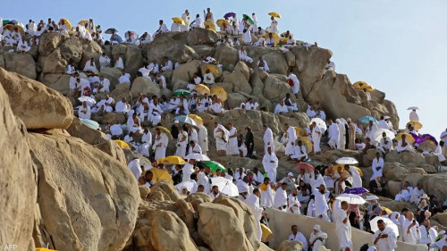 نجاح خطة تصعيد الحجاج إلى عرفات بيسر وسهولة