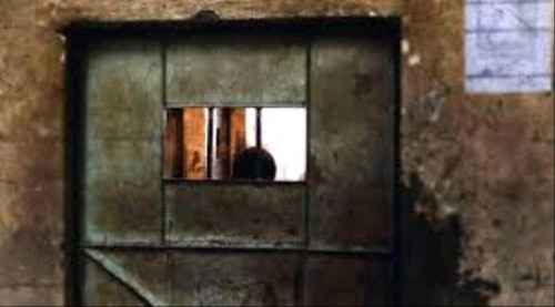 وفاة عامل إغاثة في سجن للحوثيين بعد 5 سنوات من اختطافه