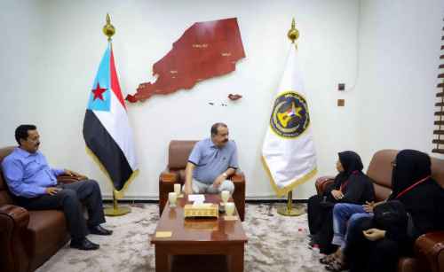 اللواء بن بريك يلتقي رئيسة الاتحاد الوطني لجمعيات المعاقين