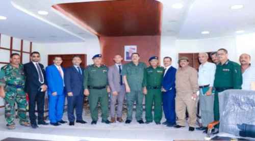 وفد من الانتربول الدولي يصل العاصمة عدن