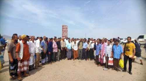 تدشين تسليم أراضي لمنتسبي الجمعيات التعاونية السكنية في العاصمة عدن