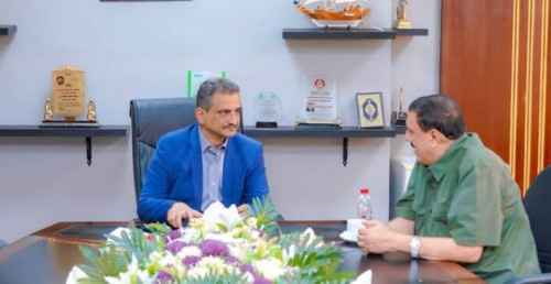 المحافظ لملس يناقش مع مدير أمن عدن مستجدات الوضع الأمني وسبل تطوير الأداء