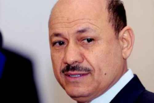 صحيفة دولية: استهداف ممنهج لرشاد العليمي بغرض إرباك مجلس القيادة الرئاسي