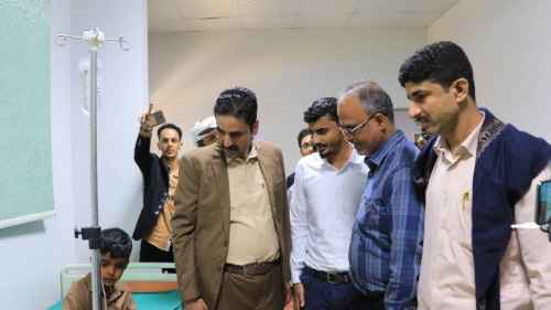 الجبواني ومنصور يتفقدان المستشفى التخصصي الخيري والمجلس الأهلي في ميفعة