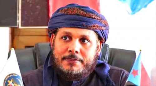 محافظ سقطرى يطلع على احتياجات مديرية قلنسية بمختلف القطاعات