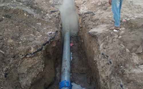 تواصل أعمال الصيانة في عدد من خطوط المياه بالعاصمة عدن