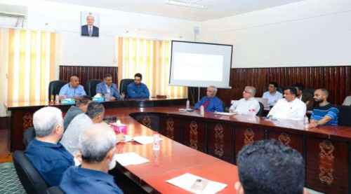 المحافظ لملس يدشن عمل مركز تنمية الإيرادات بديوان عام المحافظة