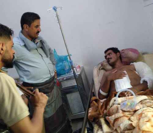 العميد الجبواني يتفقد جرحى قوات دفاع شبوة بالعاصمة عدن