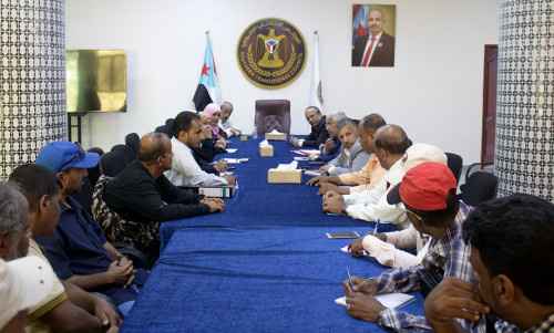 فريق الحوار الوطني الجنوبي يلتقي مع نقابة المعلمين والتربويين الجنوبيين