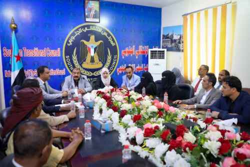 اللواء بن بريك يستقبل رئيس وأعضاء المكتب السياسي لمجلس الحراك الثوري