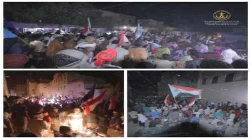 مسيرة كبرى بسيئون تطالب مجلس القيادة بإصدار قرار رحيل المنطقة الأولى وتشكيل قوات حضرمية