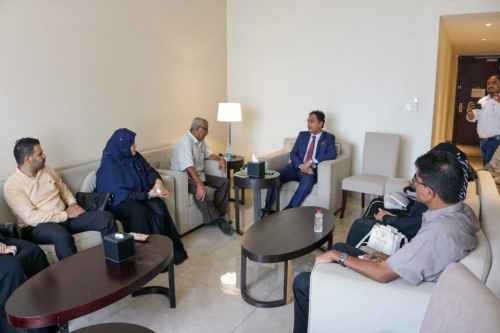 الدائرة السياسية في الأمانة العامة تلتقي رئيس المكتب السياسي للحراك الثوري&nbsp;