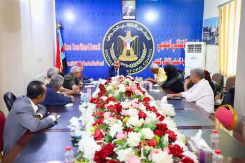 اللواء بن بريك يلتقي الجمعية العامة للمتقاعدين المدنيين الجنوبيين