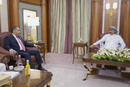 الرئيس الزُبيدي: معركتنا الاقتصادية مصيرية ولا تختلف عن معركة مواجهة المليشيات الحوثية