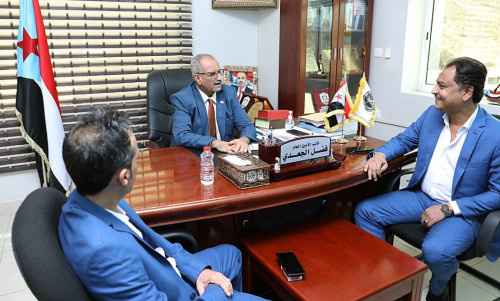 الجعدي يناقش مع رئيس المكتب السياسي لمجلس الحراك الثوري تنسيق الجهود وتعزيز النشاط المشترك