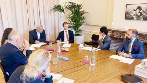 رئيس فريق الحوار الوطني الجنوبي الخارجي يناقش مع المعهد الأوروبي للسلام سُبل التعاون في مجال الحوار&nbsp;