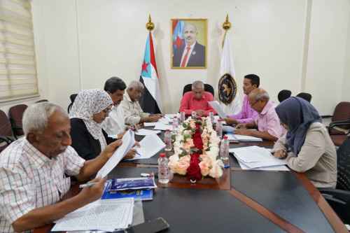 مركز دعم صناعة القرار يعقد اجتماعه الدوري للنصف الأول من شهر أكتوبر