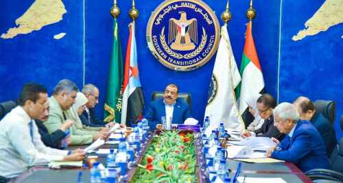 رئاسة الانتقالي : نقل القوات العسكرية من وادي وصحراء حضرموت إلى الجبهات ضرورة حتمية