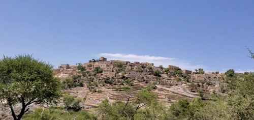 بتكليف من الرئيس الزُبيدي.. العميد مهدي يتفقد طريق عفه بجحاف ويوجه بسرعة إصلاحها