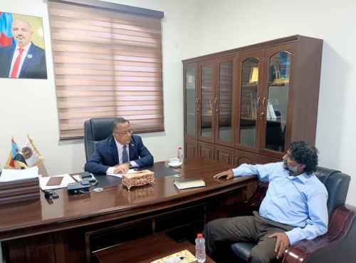 لدى لقاءه القائد ابوهمام.. الدكتور الخُبجي يطلع على جهود المقاومة الجنوبية