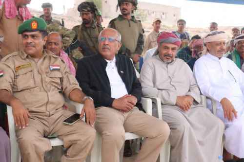 الكثيري والمحمدي يتفقدان معسكر بارشيد بحضرموت