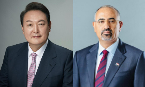 الرئيس الزُبيدي يُعزّي الرئيس الكوري الجنوبي في ضحايا حادث التدافع بالعاصمة سول 