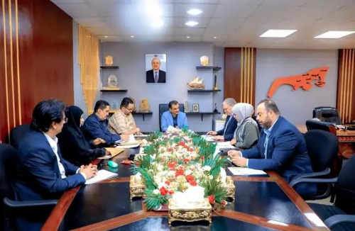 لملس يشدد على استمرارية تنفيذ آليات التعامل مع المهاجرين غير الشرعيين وفق القانون المحلي والدولي