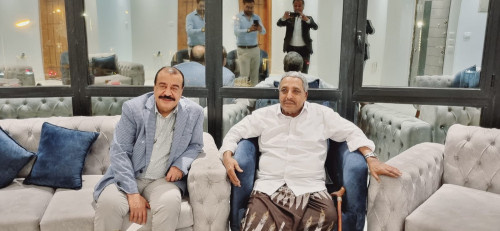 اللواء بن بريك يلتقي بالمناضل حسن باعوم للاطمئنان على صحته وترتيب عودته للعاصمة عدن