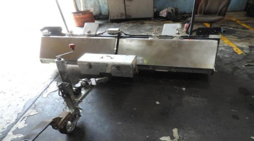 ميناء عدن للحاويات يدشن العمل بالمكنسة الممغنطة MAGNETIC SWEEPER