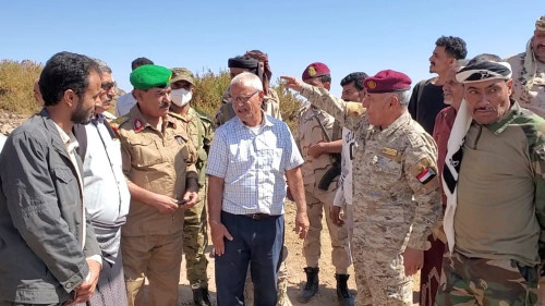 رئيس تنفيذية انتقالي الضالع ومحافظ المحافظة يدشنان افتتاح مشروع شق وسفلتة طريق جحاف